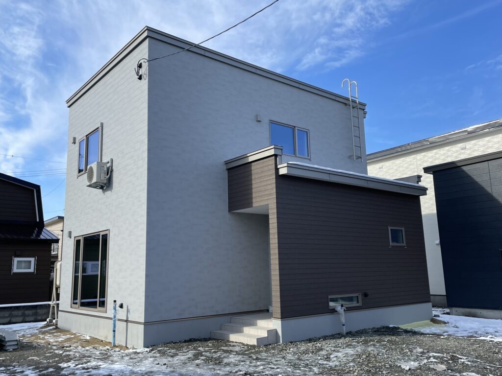キッチンが家の中心の家　岩見沢市