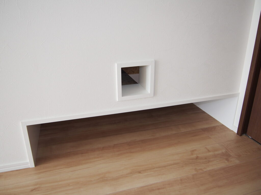  Roomba(ルンバ) 収納＆愛猫出入口
